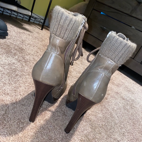 JLO Taupe boots - Picture 2 of 7